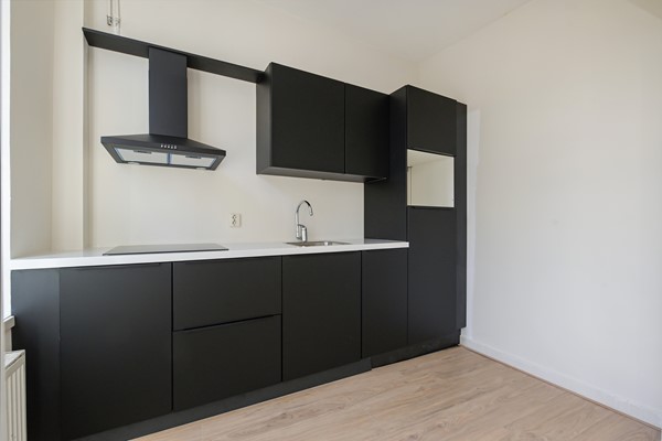 Medium property photo - Van Hogendorpstraat 3, 2515 NR Den Haag